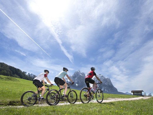 Escursioni a Siusi allo Sciliar e tanto altro Escursioni a Siusi allo Sciliar e tanto altro